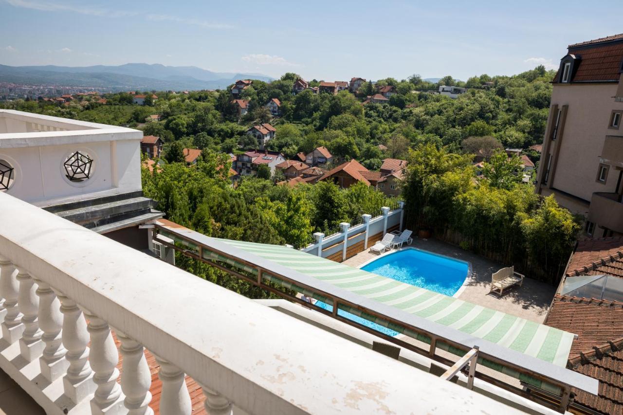 Garni Hotel Panorama Lux นิส ภายนอก รูปภาพ