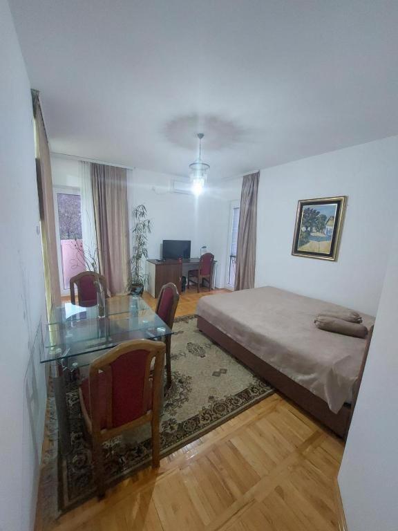 Garni Hotel Panorama Lux นิส ภายนอก รูปภาพ